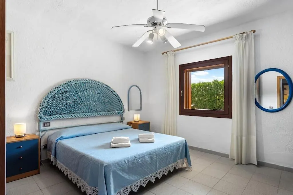 Superb Villa Nature -Panoramic Sea View & Jacuzzi- 奧爾比亞 意大利