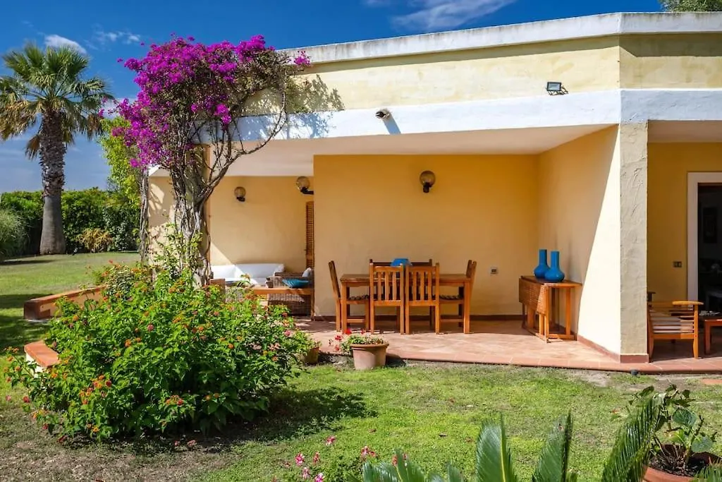 Superb Villa Nature -Panoramic Sea View & Jacuzzi- 奧爾比亞
